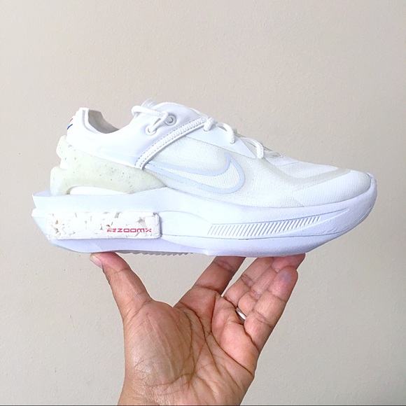 Nike Fontanka Edge Sneakers